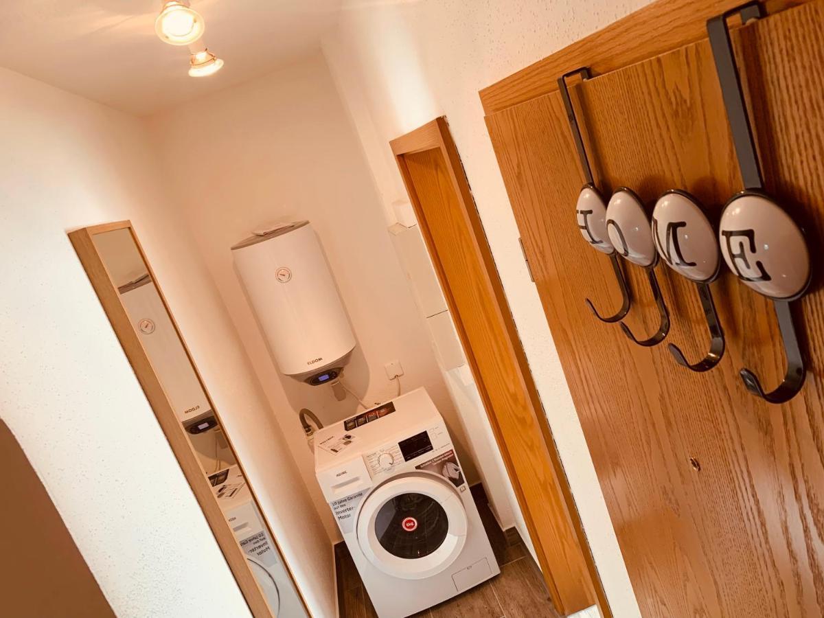 Felix Living 5, Modern & Cozy 2 Zimmer Wohnung, Terrasse, Parkplatz Salzweg Екстериор снимка