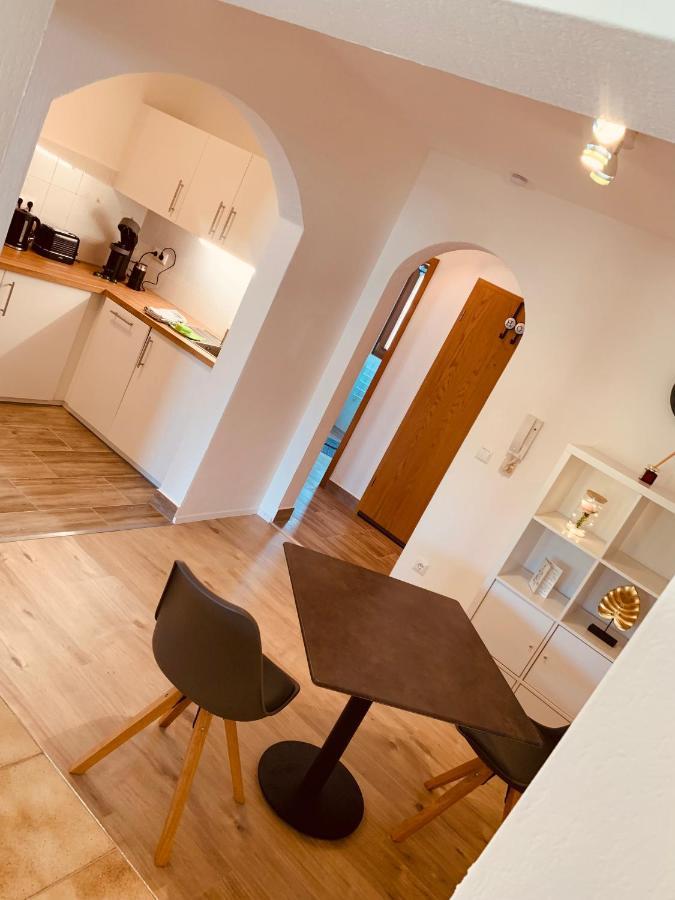 Felix Living 5, Modern & Cozy 2 Zimmer Wohnung, Terrasse, Parkplatz Salzweg Екстериор снимка