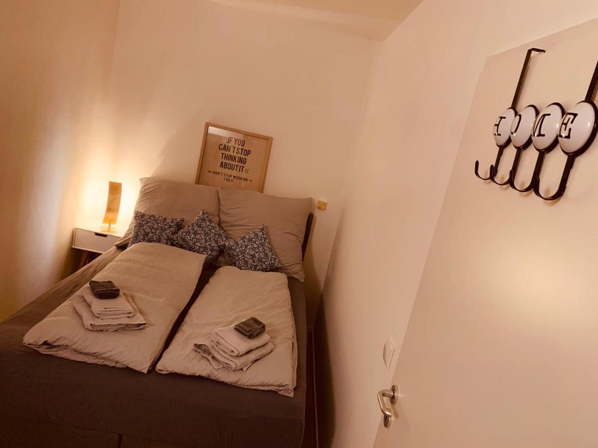 Felix Living 5, Modern & Cozy 2 Zimmer Wohnung, Terrasse, Parkplatz Salzweg Екстериор снимка