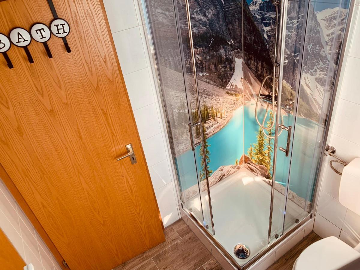 Felix Living 5, Modern & Cozy 2 Zimmer Wohnung, Terrasse, Parkplatz Salzweg Екстериор снимка